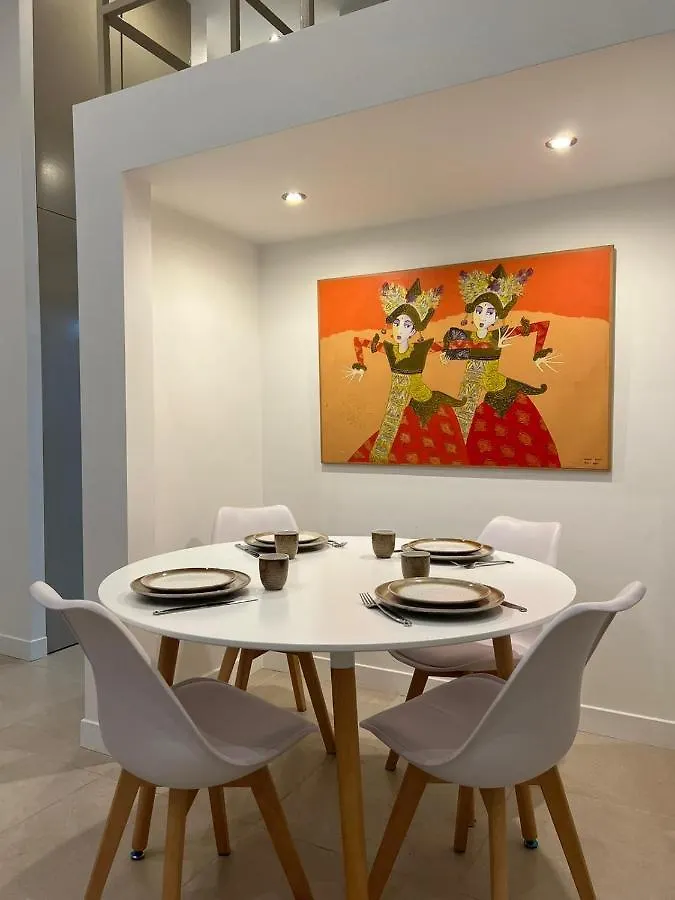 Apartment Charme & Elegance - Les Champs-Elysees Paris