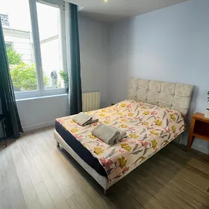 Apartment Florence, Paris